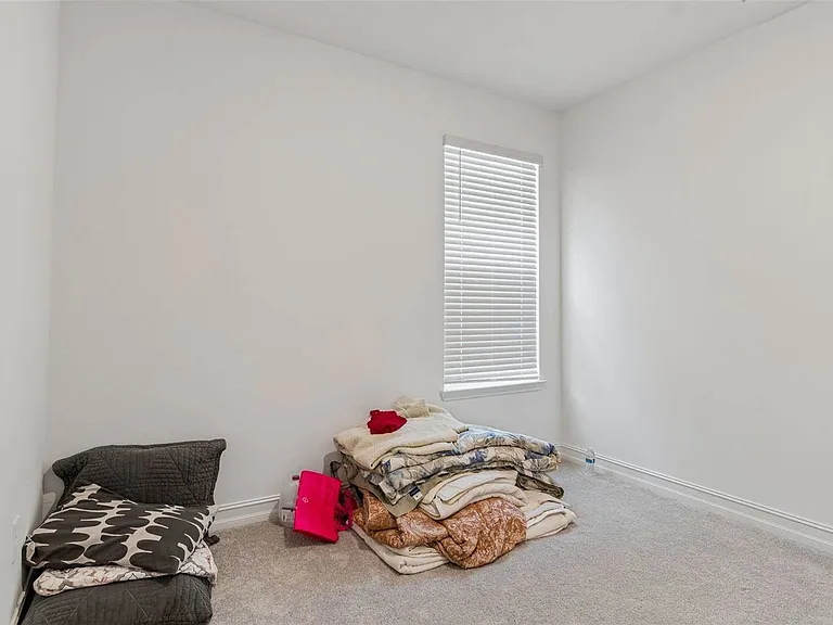 18542 Serene Lake Loop — Photo 20