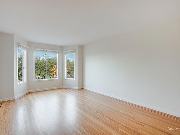 3rd image of 1731 Chestnut St #1