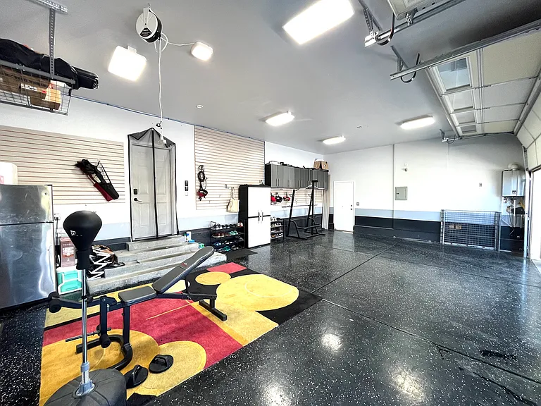 7729 Villa Gabriela Ave #B — Photo 11