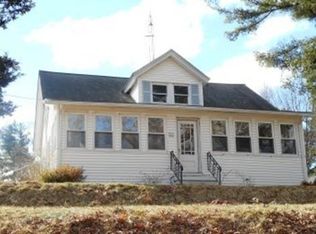 50 Brown Ter, Uxbridge, MA 01569