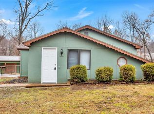 941 Eastridge Dr, Pacific, MO 63069