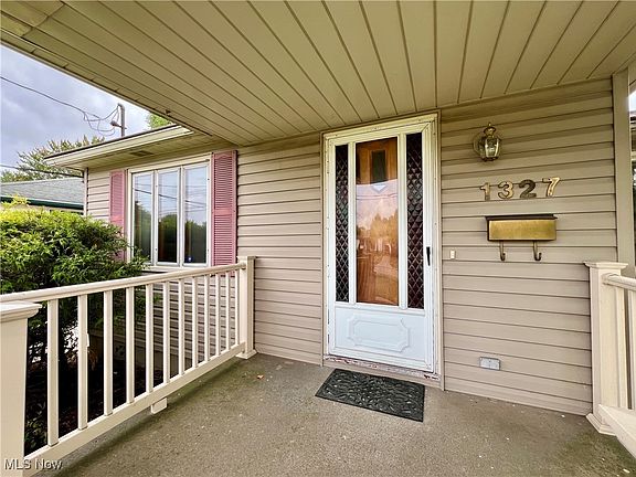 3rd image of 1327 W 28th St