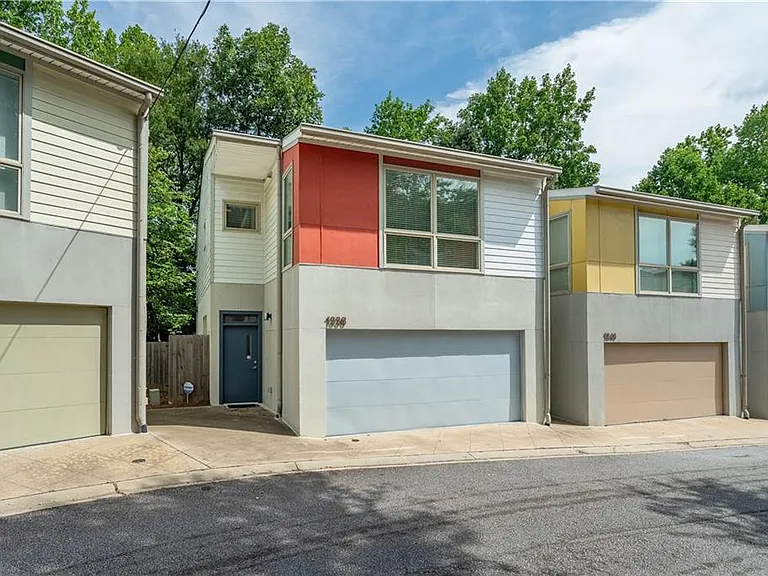 1338 Rietveld Row NW — Photo 2