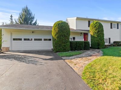 37 Armbruster Rd, Rochester, NY, 14623