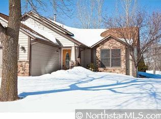 1047 Hummingbird Ln S, Saint Paul, MN 55123