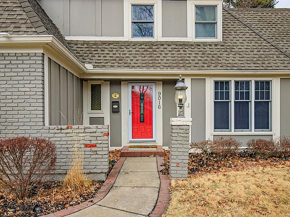 4th image of 9016 W 105th Ter