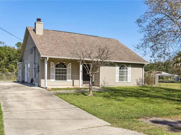 6124 Evelina St, Marrero, LA 70072