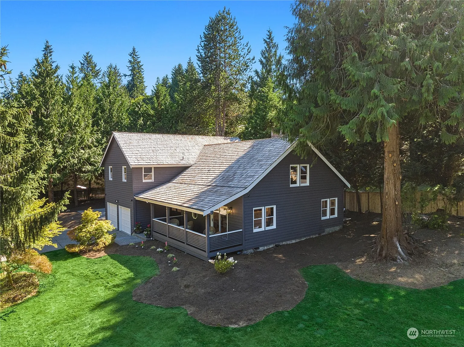 16523 NE 44th Way photo 1