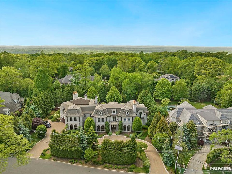 1st image of 78 Roberts Rd