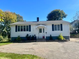24 Lily St, Lynn, MA 01902