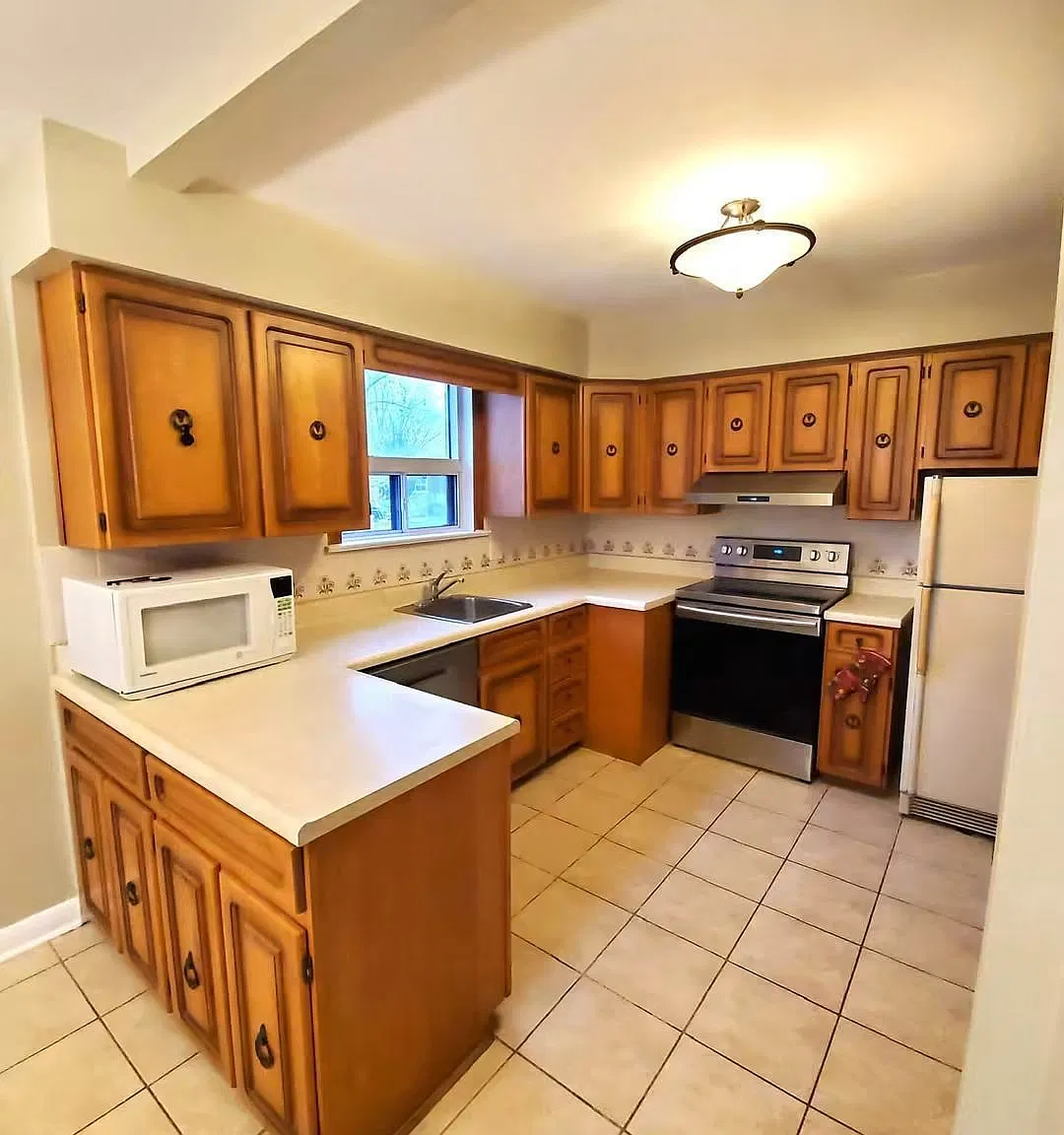 3 bed, $2,750 — Photo 3