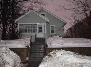 1254 4th St E, Saint Paul, MN 55106