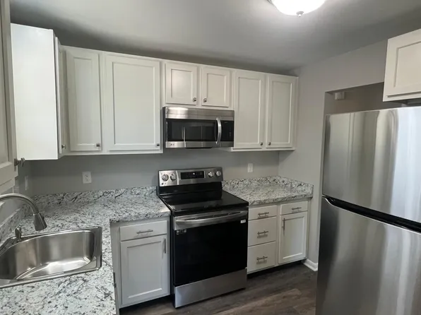 2758 Beulah Rd, Columbus, OH 43211