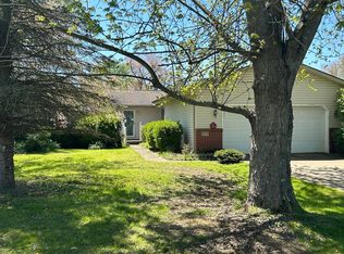 227 N Vernon Ave, Newark, OH 43055