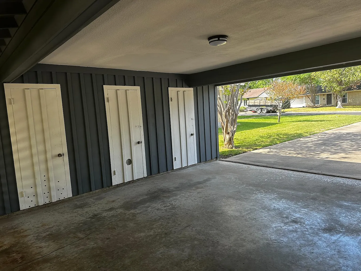 3 bed, 1410 sqft, $2,300 — Photo 4