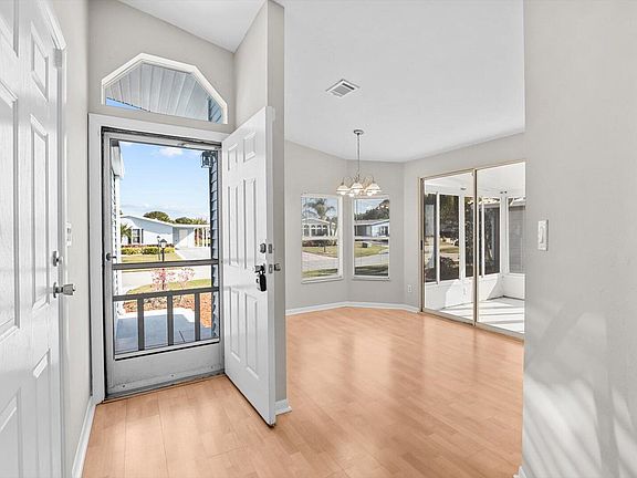3rd image of 8527 Marlberry Court