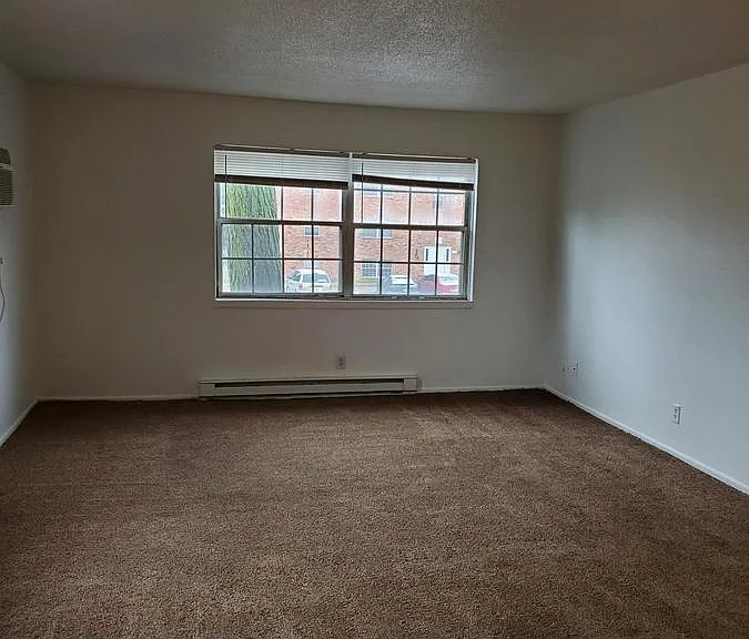 739 Washington St #214 — Photo 6