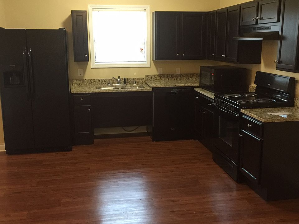 1st image of 105 Sparkling Ct APT 2