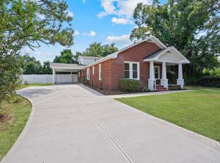 173 S Hardin St, Southern Pines, NC 28387