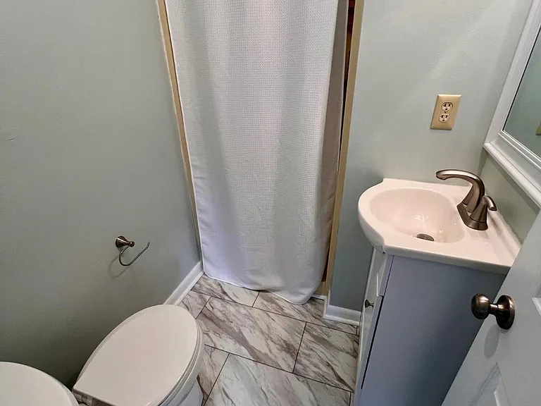 41704 Courthouse Dr — Photo 12