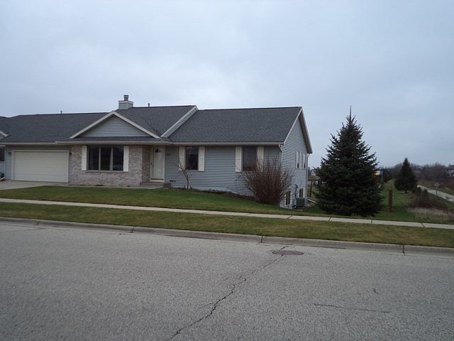 1st image of 3926 Curry Ln #2