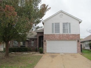 6605 Pecanwood Dr, Arlington, TX 76001