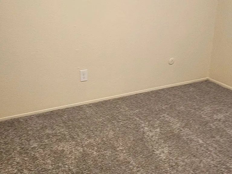 Springwood Court Apts — Photo 14