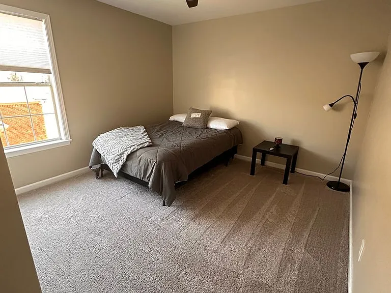 1031 Alden Glen Dr — Photo 10