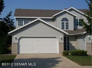2401 Viola Heights Dr NE, Rochester, MN 55906
