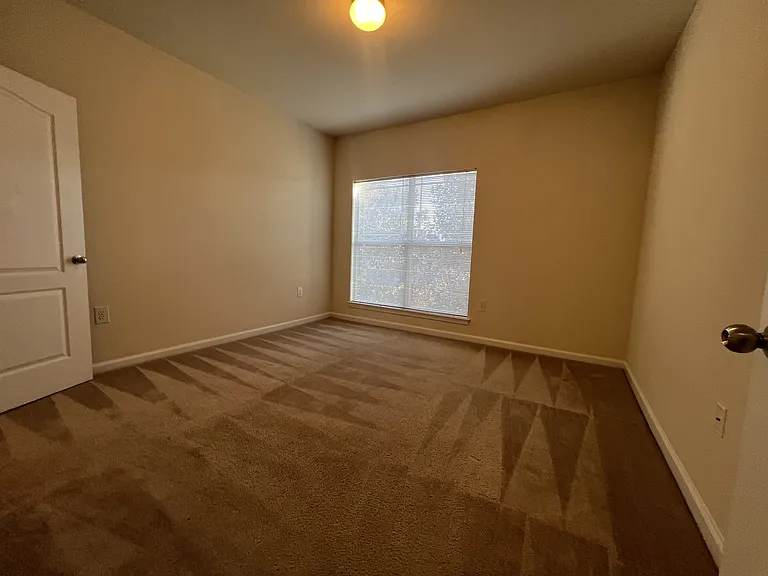 Wesley Kensington Apartments at Stonecrest — Photo 206