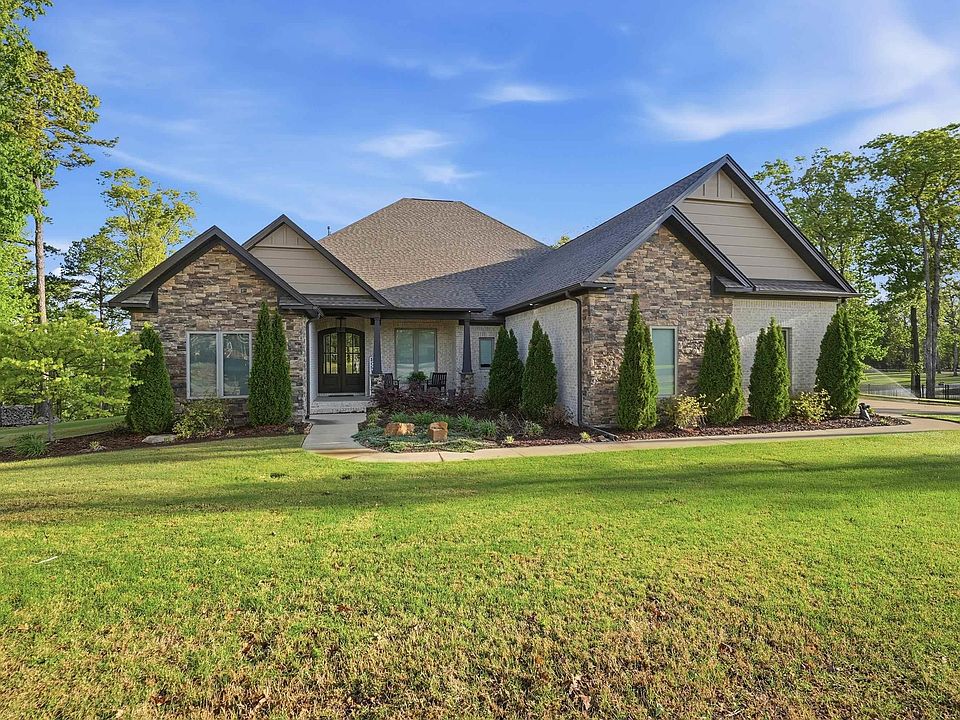 1st image of 3945 Orchard Hill Dr