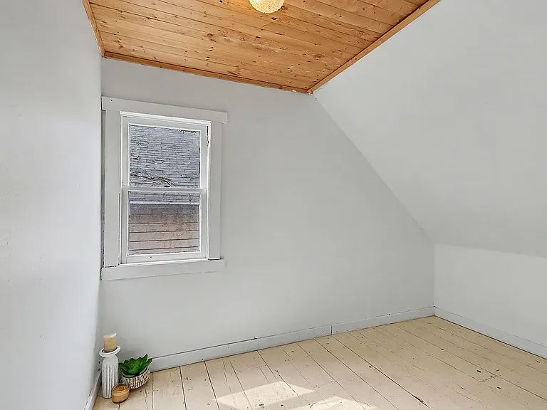 140 Dixie Ave — Photo 18