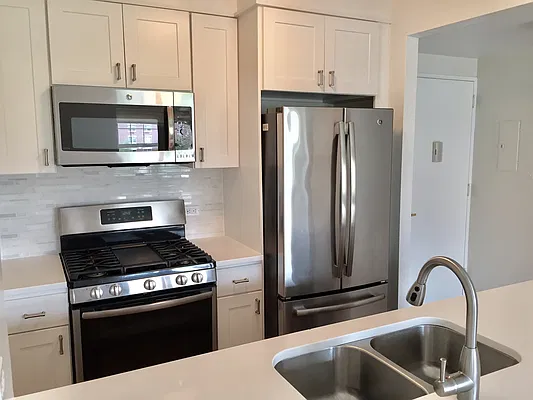 Rented by Corcoran | media 10