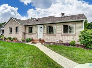 29051 Hufford Rd, Perrysburg, OH 43551