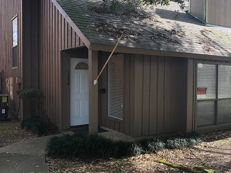 1324 Sharlo Ave — Photo 13