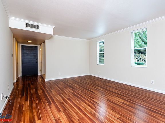 5th image of 420 Alberto Way Unit 1