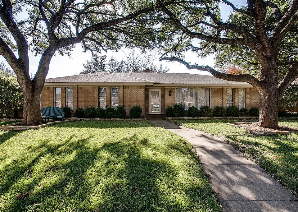 1st image of 2608 Eucalyptus Dr