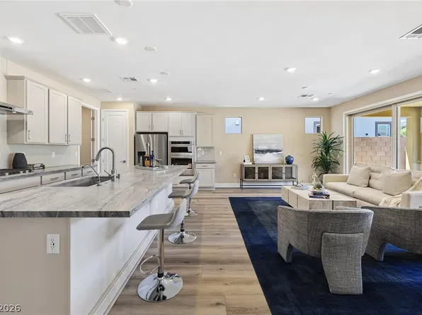 10271 Redwood Desert Dr, Las Vegas, NV 89143