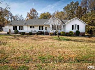 2004 Emily Ln, Marion, IL 62959