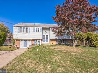 476 Hardman Ln, Warminster, PA