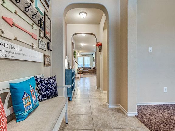 2nd image of 15808 Oak Pointe Dr