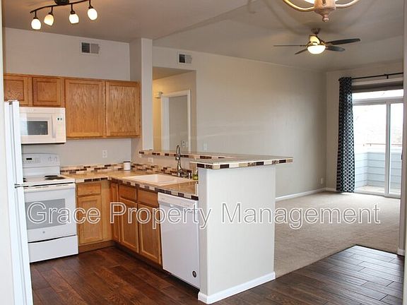 5th image of 8500 E Jefferson Ave APT 10F