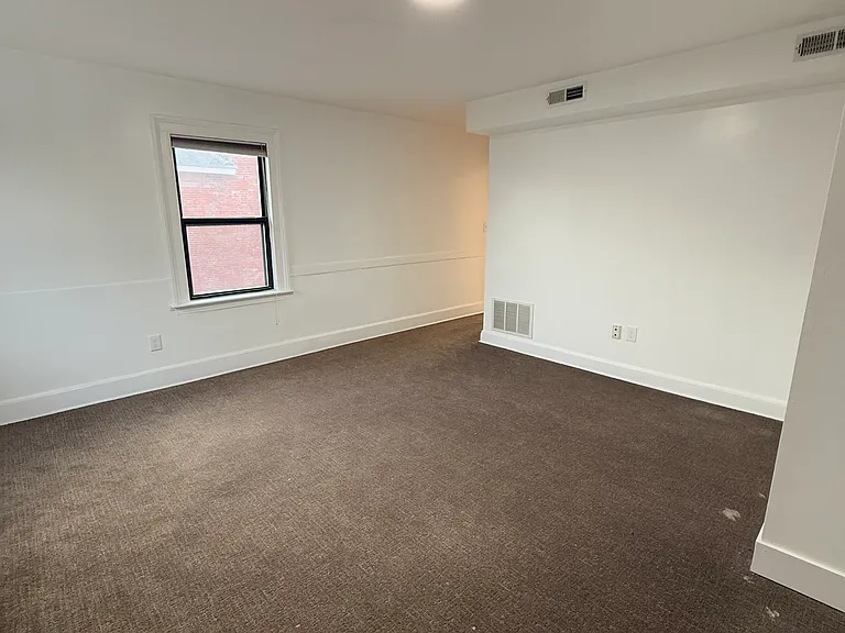 72 Cedar St #2 — Photo 5