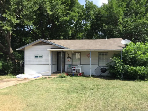 224 E 16th St, Ada, OK 74820