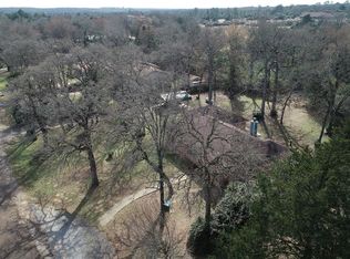 15 Lakefront Dr, Hilltop Lakes, TX 77871