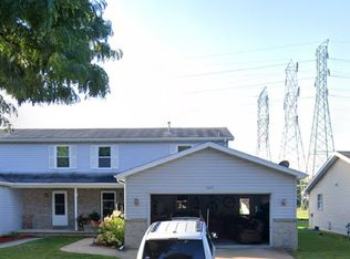 1225 E Roeland Ave, Appleton, WI 54915