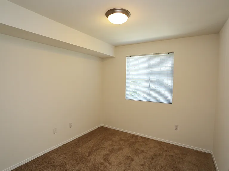 Castaic Lake Senior Apts — Photo 22