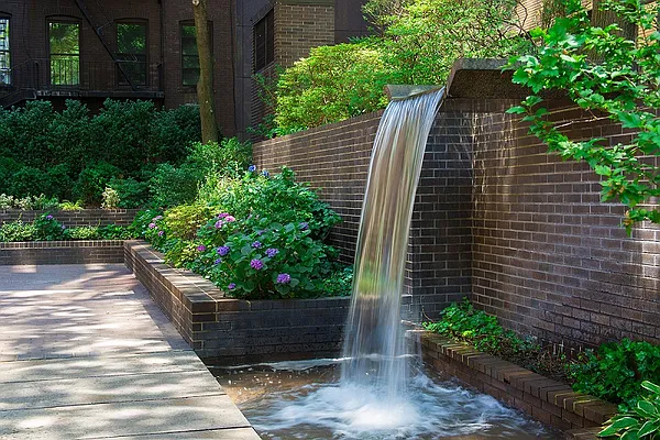 Rented by Luxus Manhattan Realty | media 17