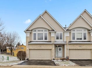 395 Aaron Ln, Bolingbrook, IL