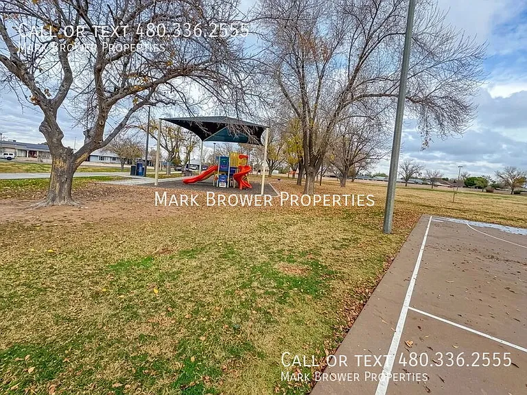 2326 W Carson Dr — Photo 21